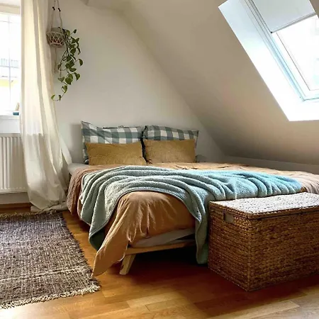 شقة Cozy, Quite & Central Studio *